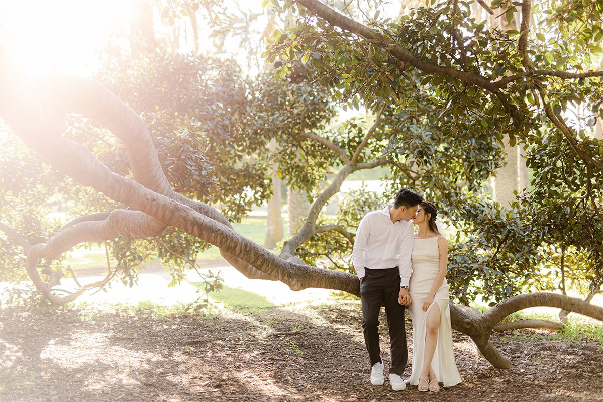 Short daytime shooting time arrangement for winter wedding photography in Melbourne
