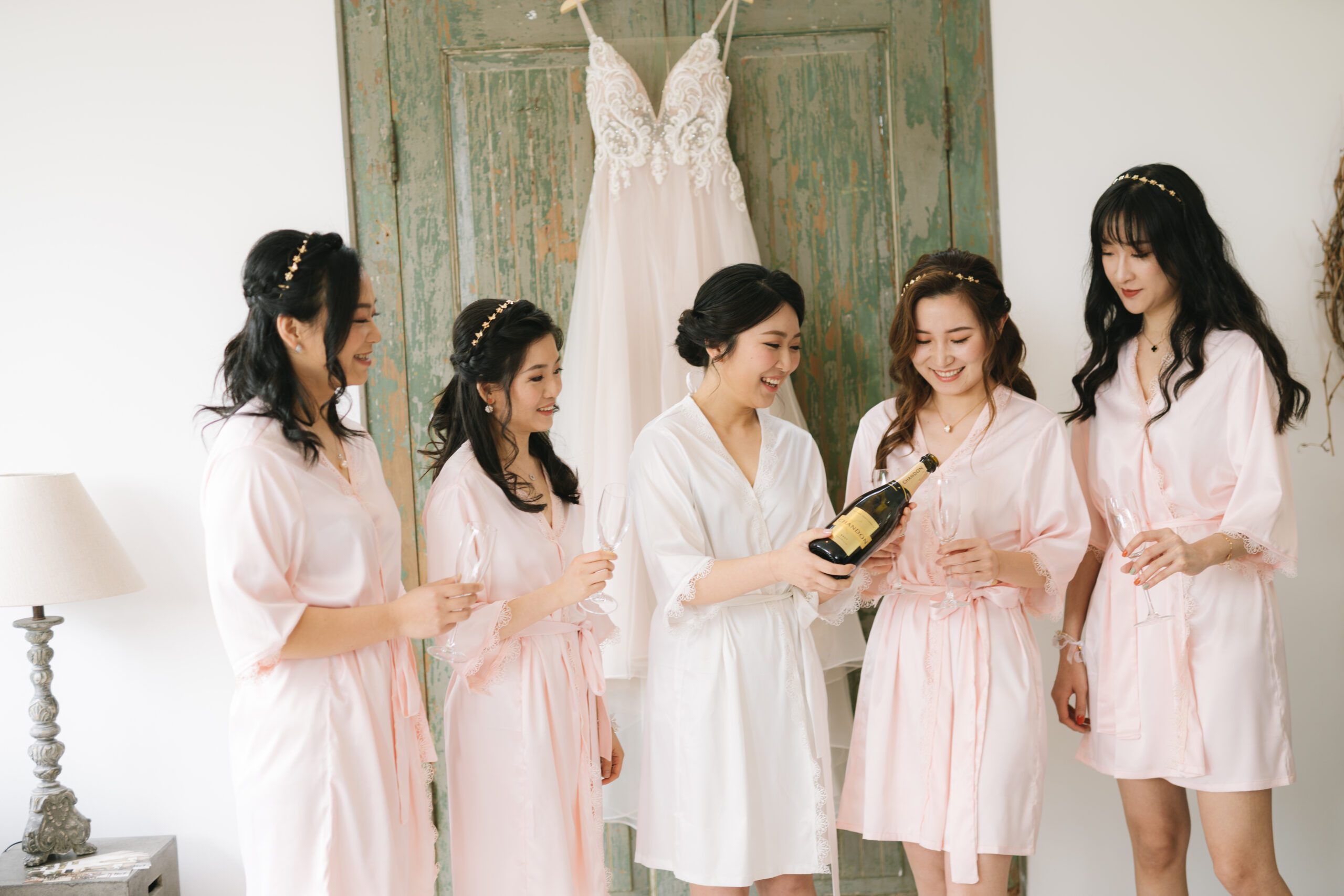 Precautions for Carrying wedding photography props in Melbourne